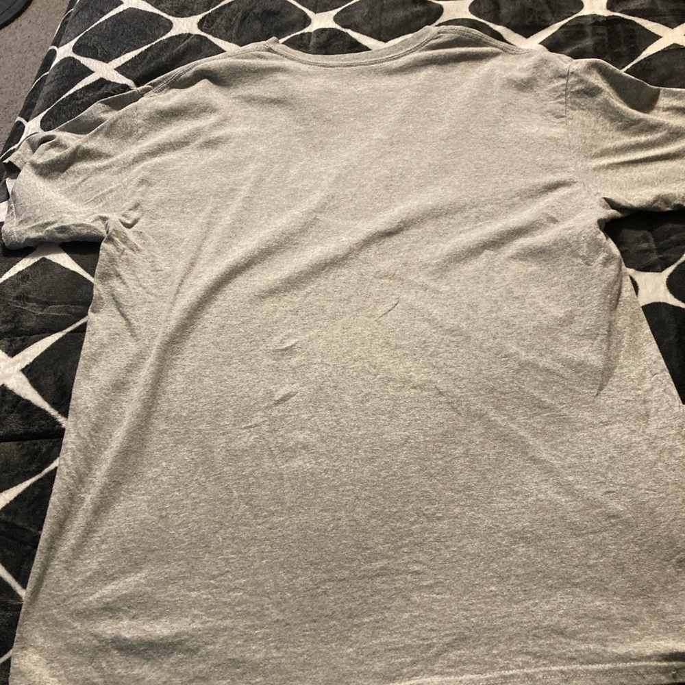 Men's Gray T-Shirt with American Flag and Faith Design - Picture 3 of 5
